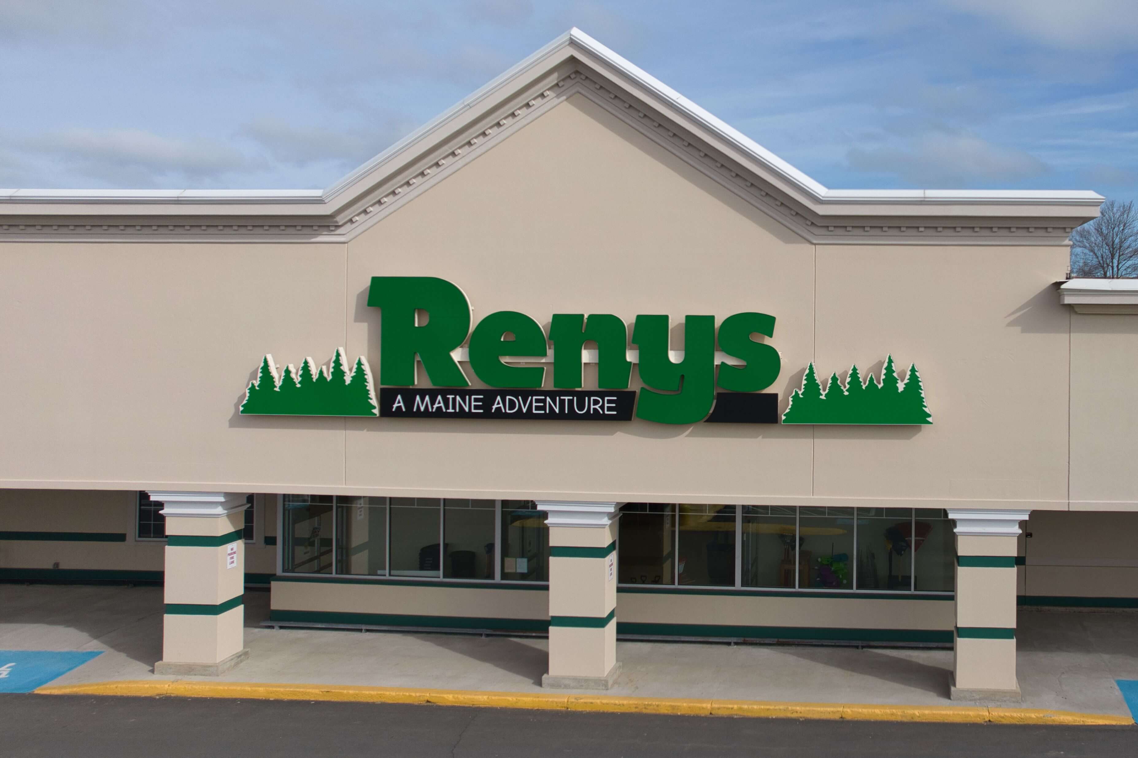 Renys Bangor external photo