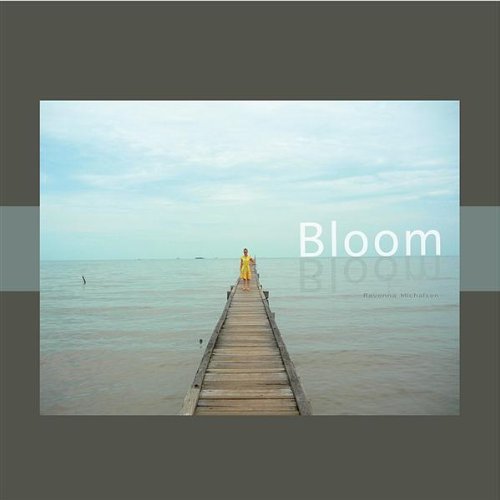 Ravenna Michalsen/Bloom