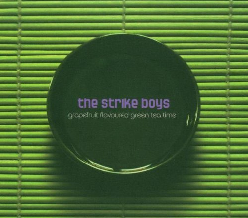 Strike Boys/Grapefruit Flavoured Green Tea