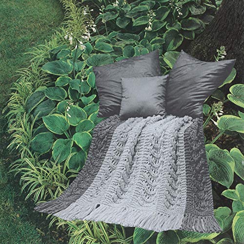 Pile/Green & Gray