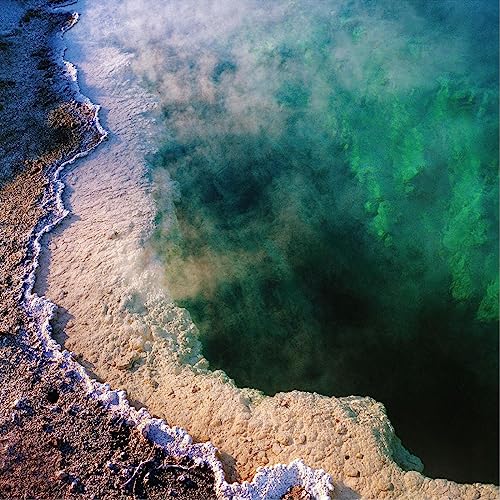 Lawrence English & Lea Bertucci/Chthonic@w/ download card