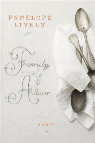 Penelope Lively/Family Album