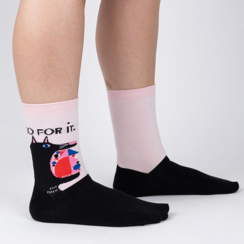 WOMEN'S CREW SOCKS/GO FOR IT