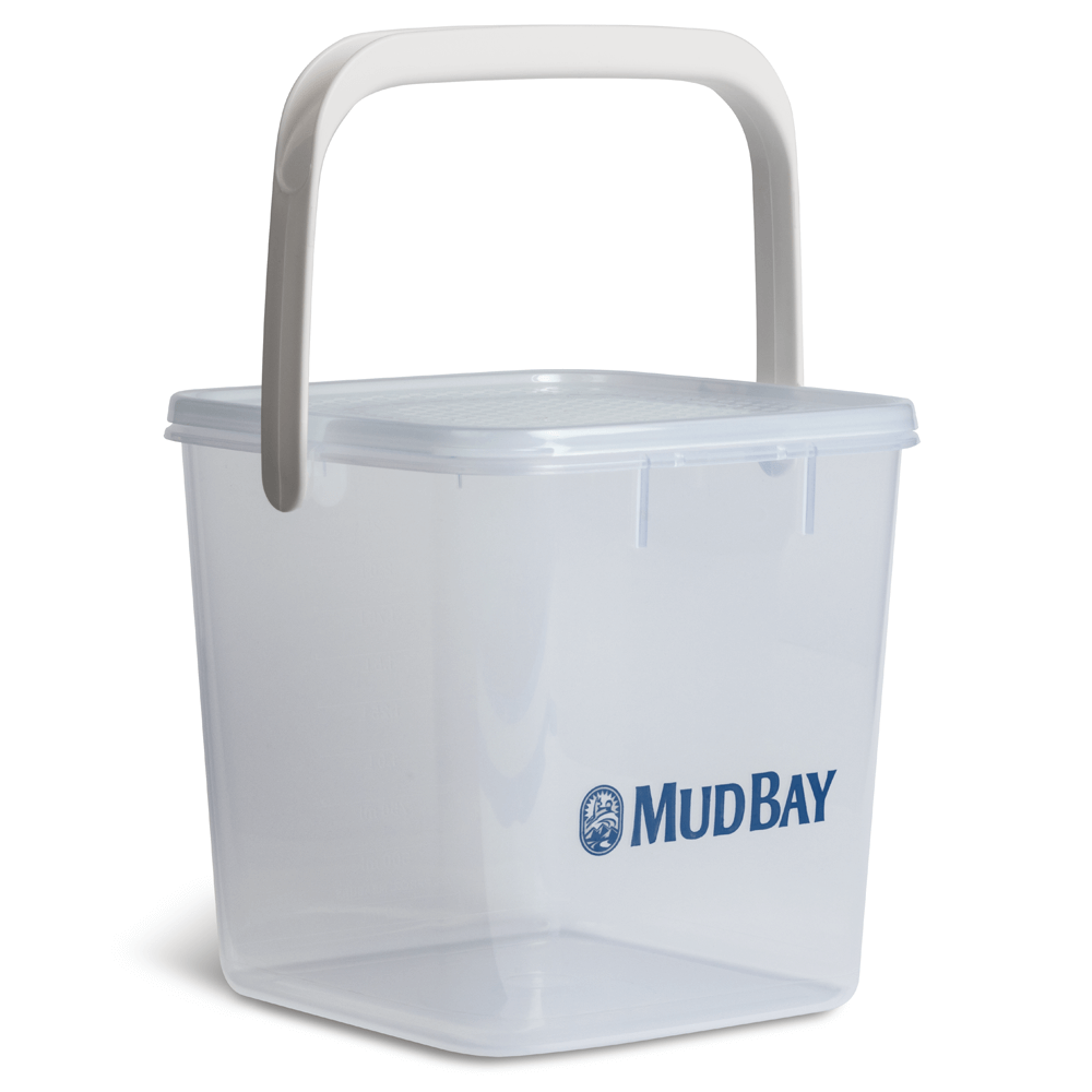 Mud Bay Treat Bucket, "The Mud Bucket", 2.75-liters-