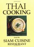 Kwanruan Aksomboon Thai Cooking From The Siam Cuisine Restaurant 