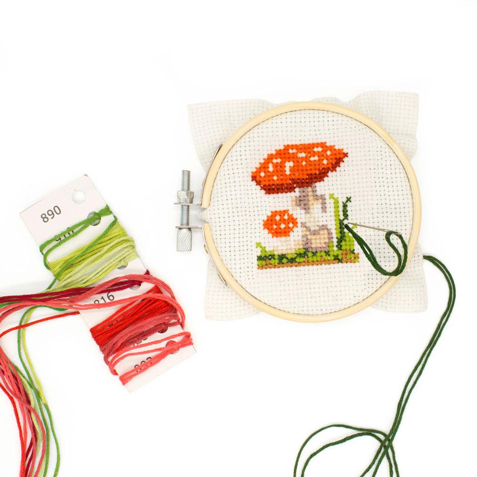 Embroidery Kit - Mushroom/Embroidery Kit - Mushroom