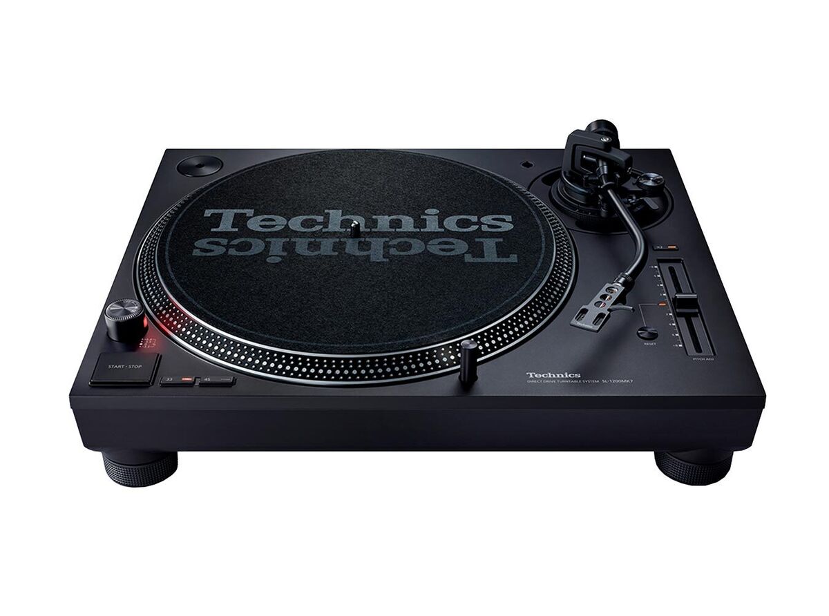 Technics SL-1200MK7/Black