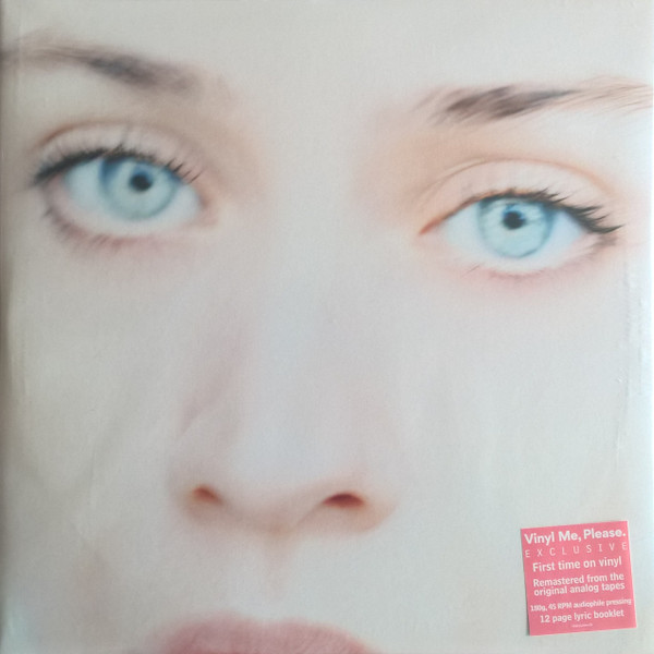 Fiona Apple/Tidal@Epic, 2017. Very Good+@2LP. Gatefold sleeve. Comes with two two-sided inserts and a lyrics booklet.