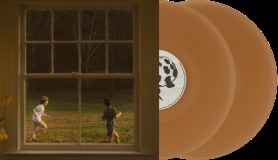 Noah Kahan/The Great Divide (Translucent Beer Bottle Vinyl)@Indie Exclusive