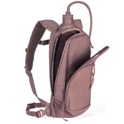 BrüMate Paragon Hydration Pack-Rose Taupe