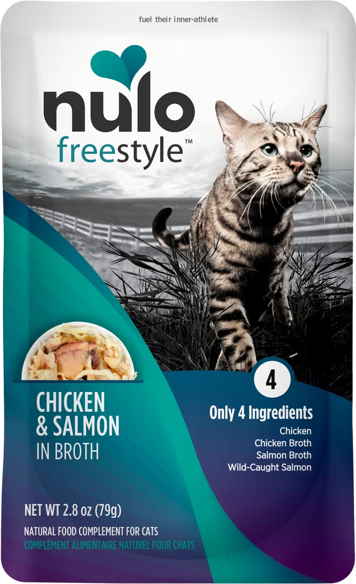 Nulo-Freestyle Grain Free Chicken & Salmon in Broth Meaty Cat Food Topper Pouch